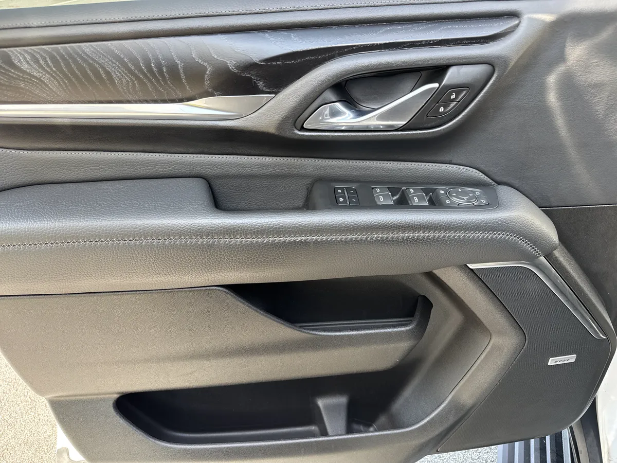 2021 GMC Yukon Denali thumbnail 13