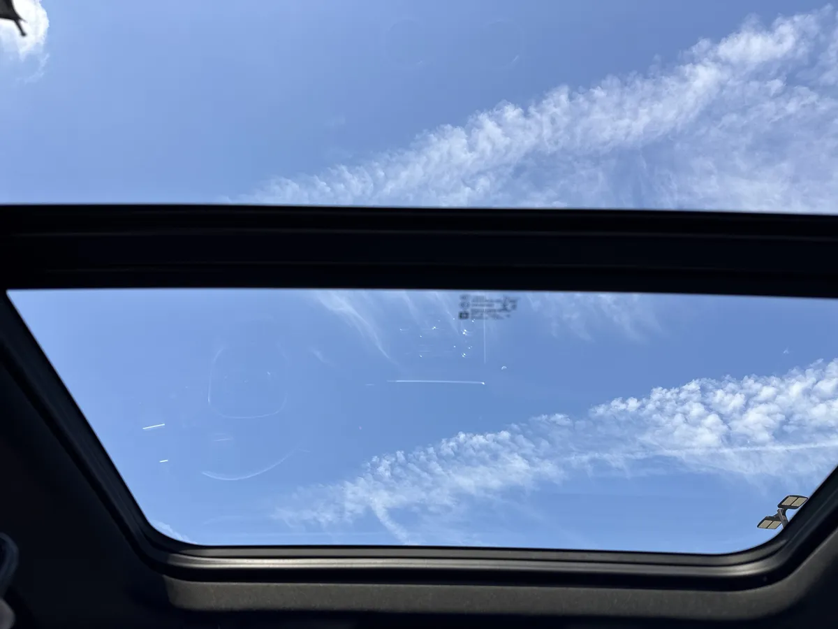 2021 GMC Yukon Denali thumbnail 27
