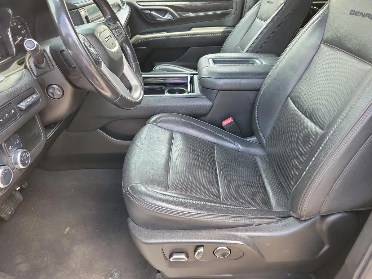 2021 GMC Yukon XL Denali thumbnail 10