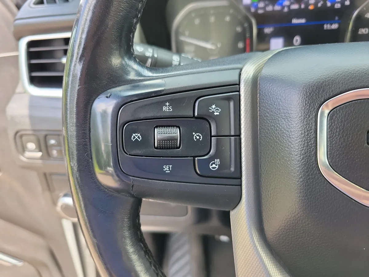 2021 GMC Yukon XL Denali thumbnail 21