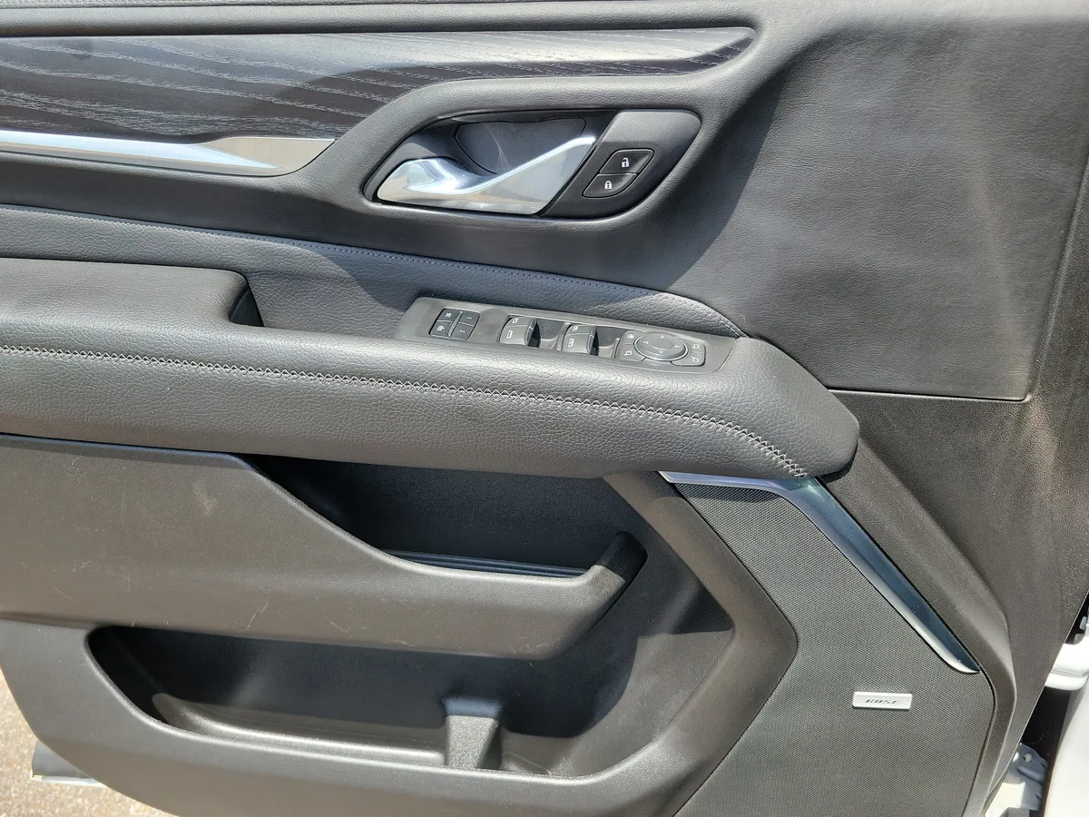 2021 GMC Yukon XL Denali thumbnail 25