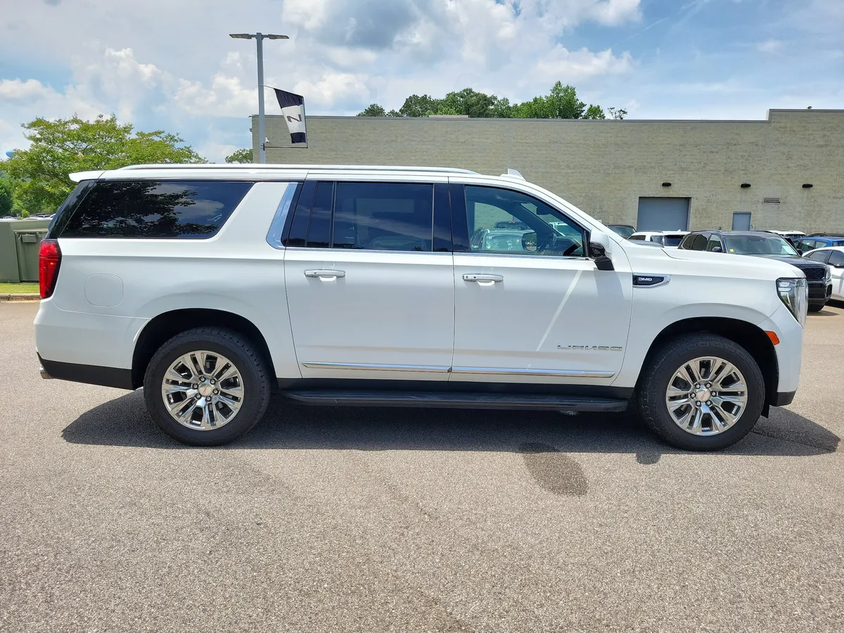 2021 GMC Yukon XL Denali thumbnail 6