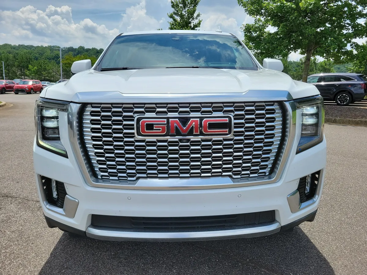 2021 GMC Yukon XL Denali thumbnail 8