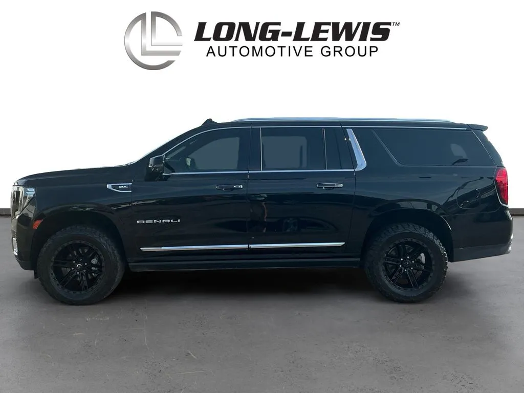2021 GMC Yukon XL Denali thumbnail 2