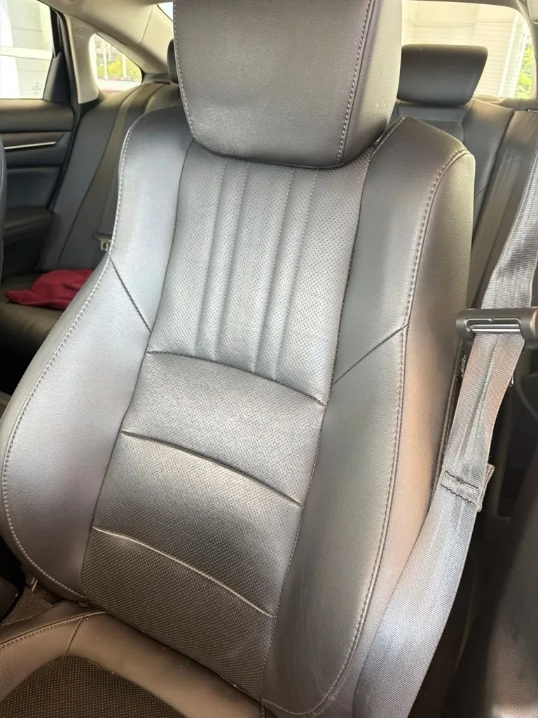 2021 Honda Accord EX-L thumbnail 5