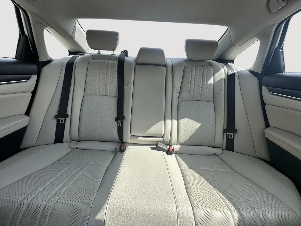 2021 Honda Accord Sedan EX-L thumbnail 13