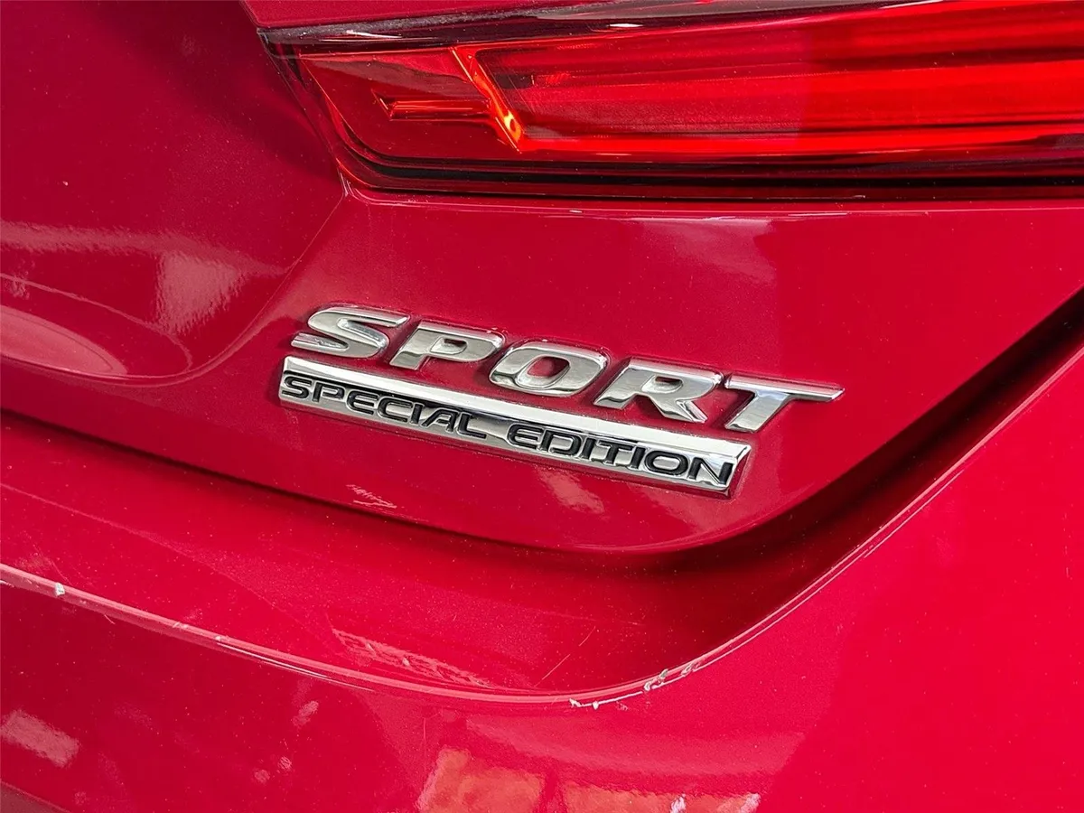 2021 Honda Accord Sedan Sport SE thumbnail 13