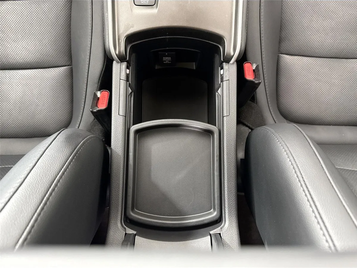 2021 Honda Accord Sedan Sport SE thumbnail 29