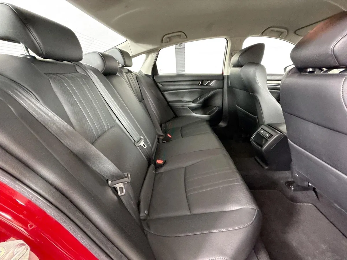 2021 Honda Accord Sedan Sport SE thumbnail 35
