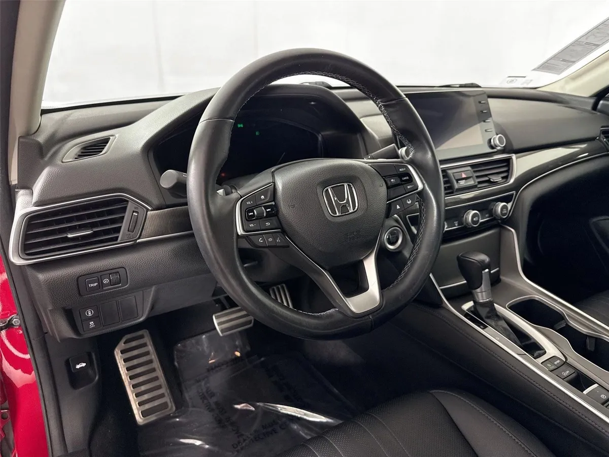 2021 Honda Accord Sedan Sport SE thumbnail 4