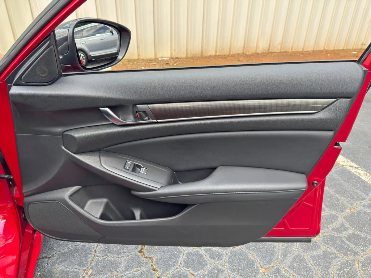 2021 Honda Accord Sport SE 1.5T thumbnail 39
