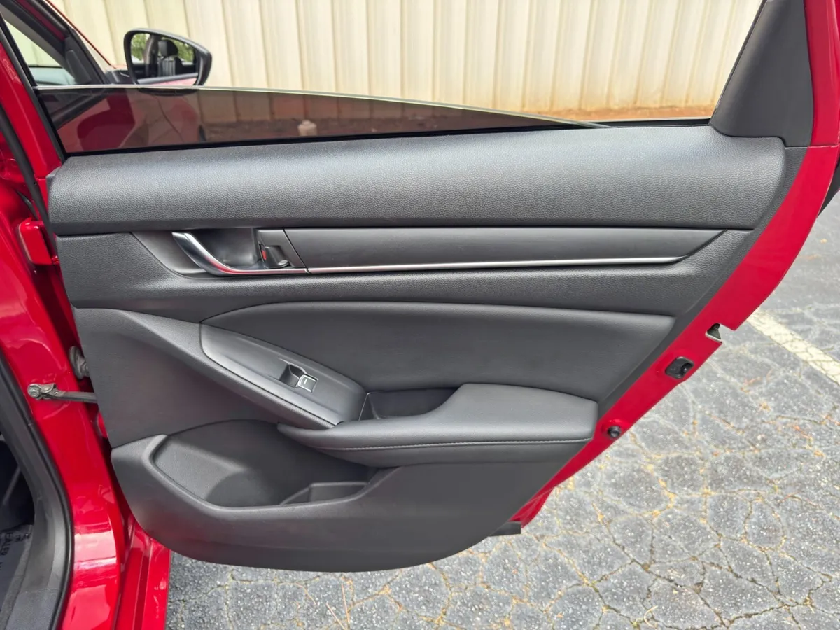 2021 Honda Accord Sport SE 1.5T thumbnail 40