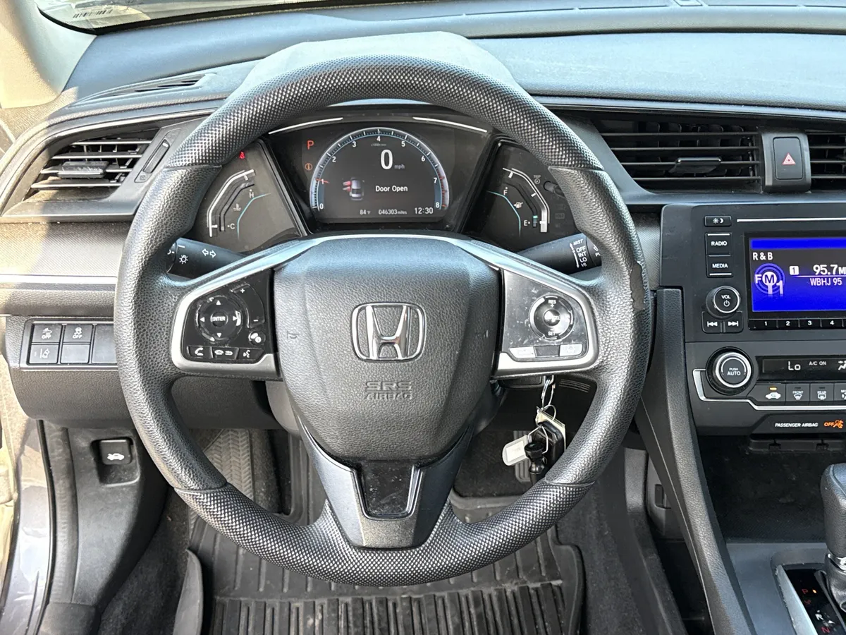 2021 Honda Civic Sedan LX thumbnail 17