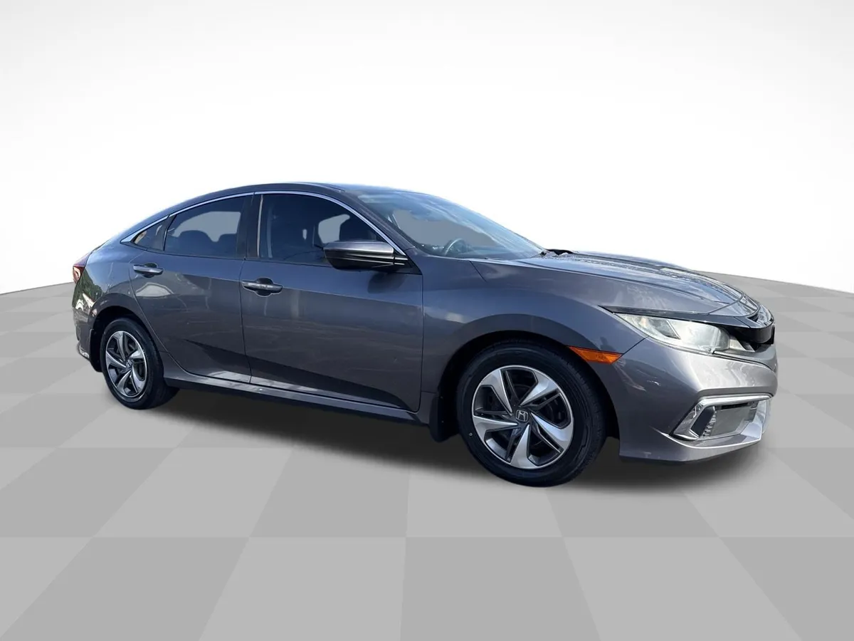 2021 Honda Civic Sedan LX thumbnail 3