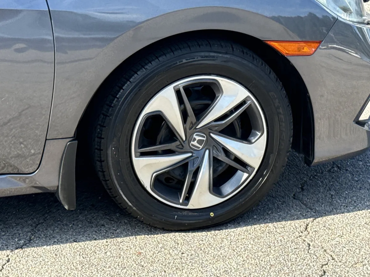 2021 Honda Civic Sedan LX thumbnail 5