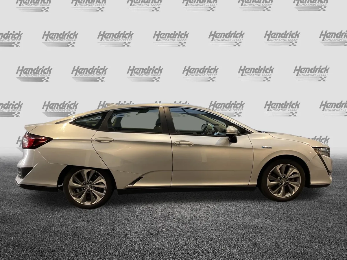 2021 Honda Clarity Plug-In Hybrid thumbnail 10