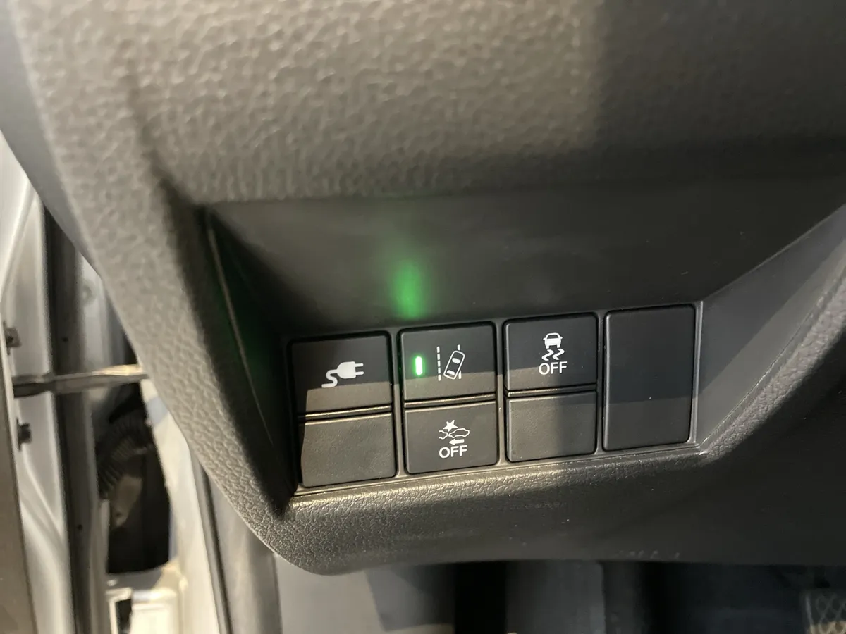 2021 Honda Clarity Plug-In Hybrid thumbnail 22