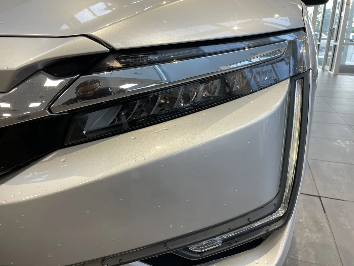 2021 Honda Clarity Plug-In Hybrid thumbnail 4