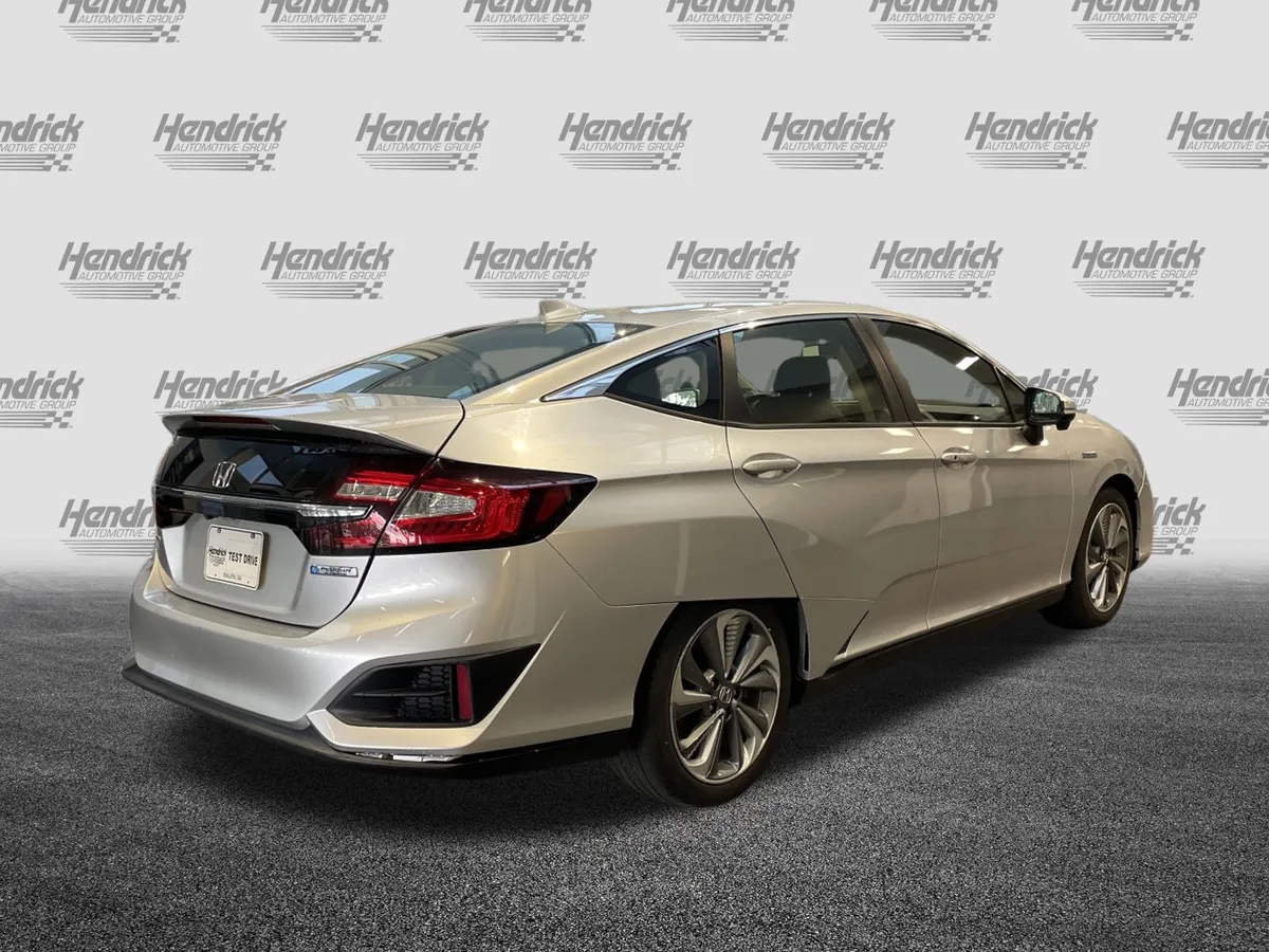 2021 Honda Clarity Plug-In Hybrid thumbnail 9