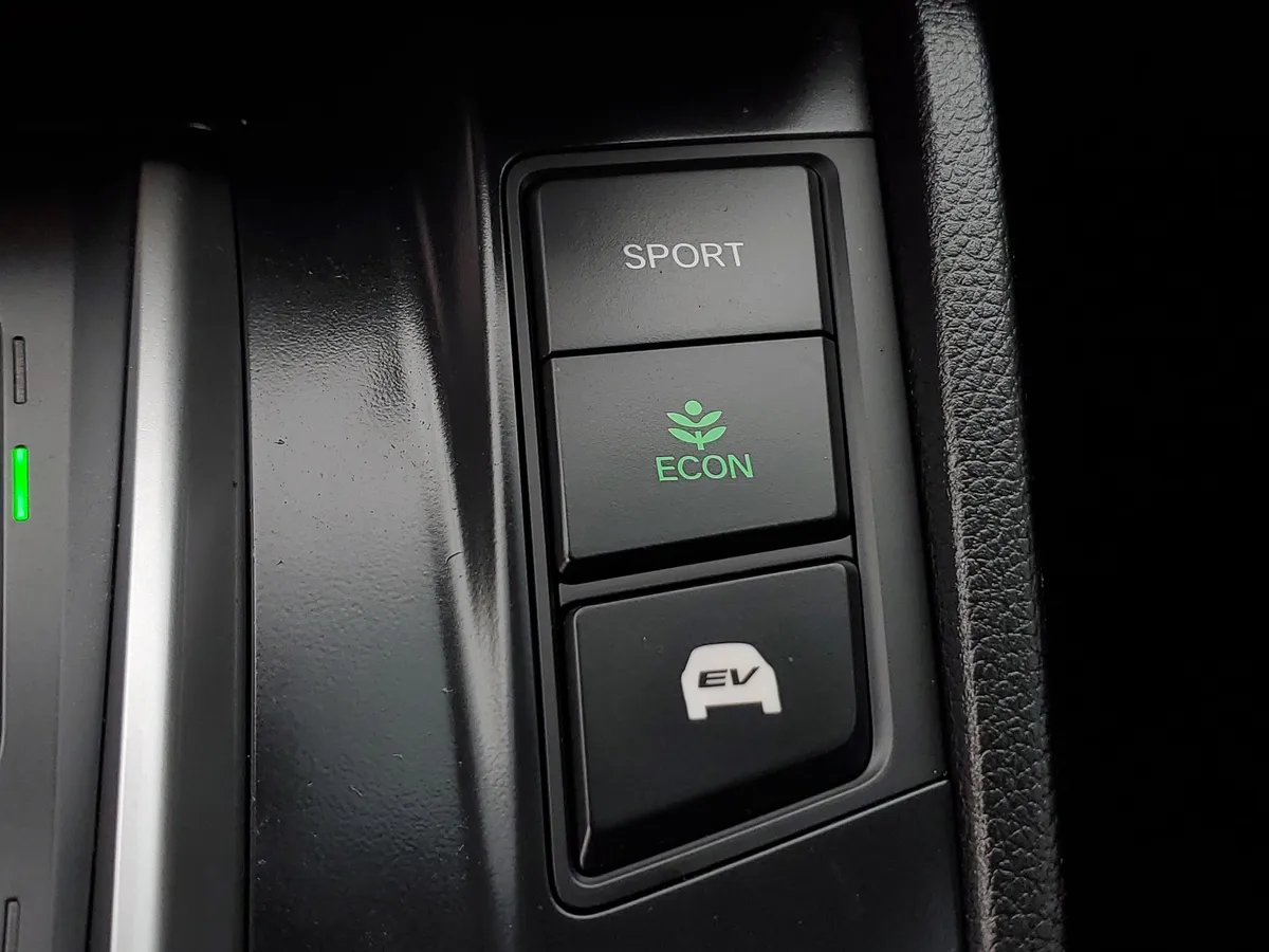 2021 Honda CR-V Hybrid EX thumbnail 28