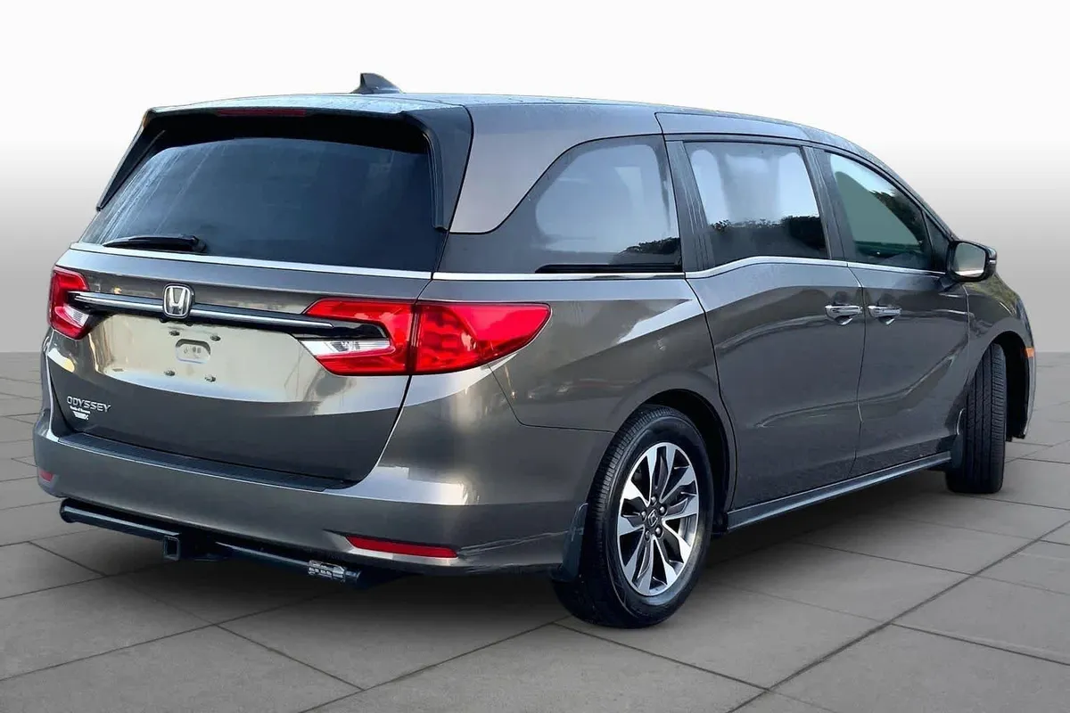 2021 Honda Odyssey EX-L thumbnail 12