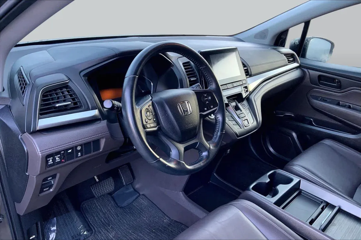 2021 Honda Odyssey EX-L thumbnail 16