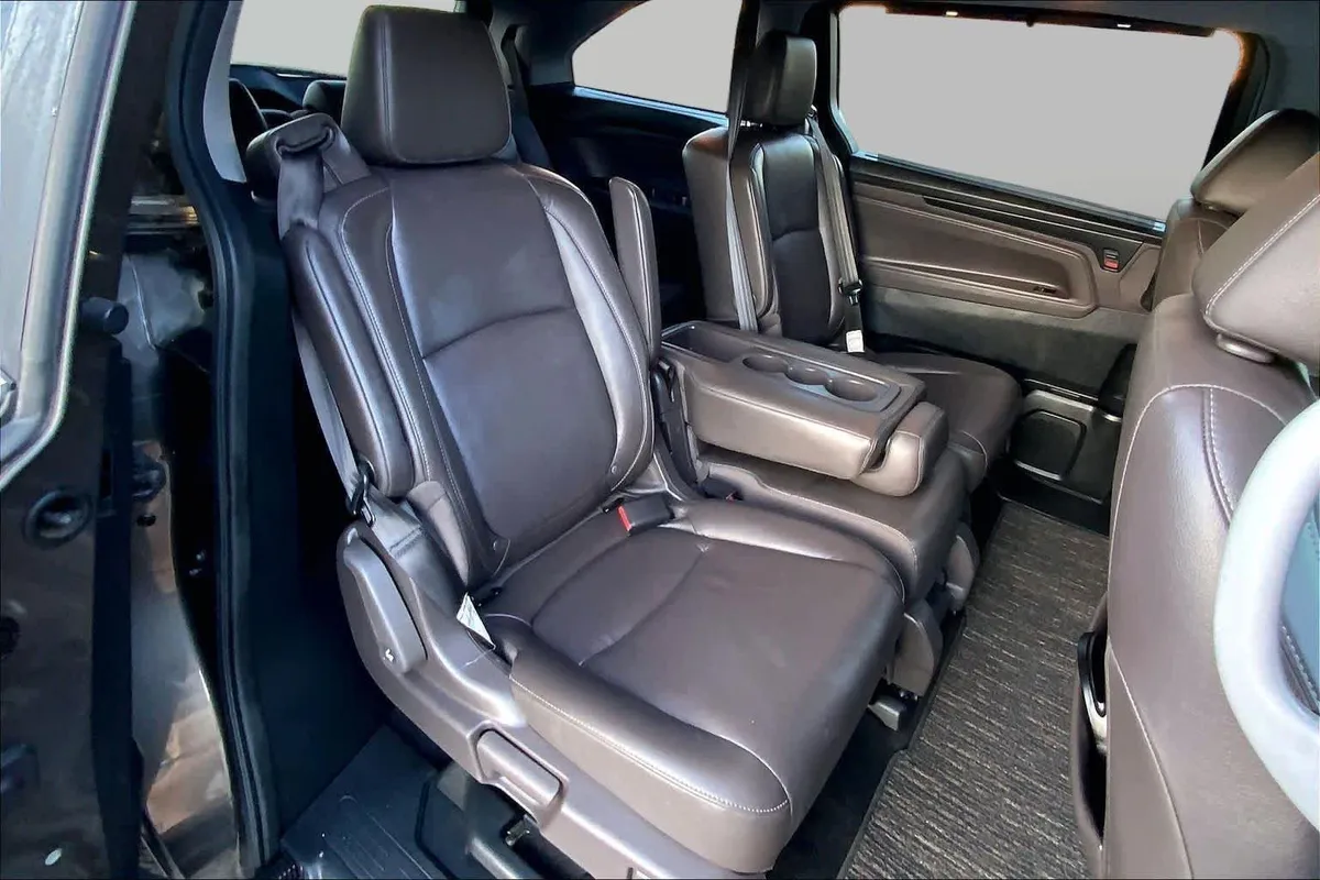 2021 Honda Odyssey EX-L thumbnail 18