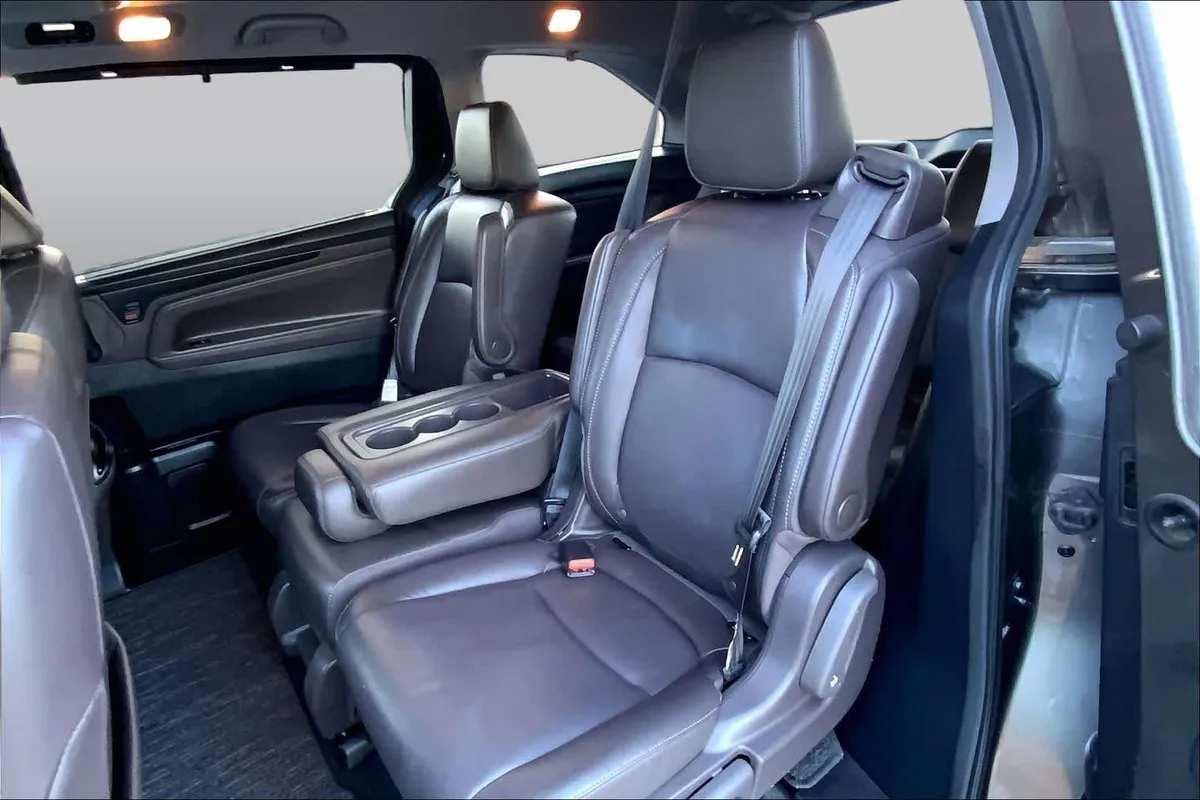 2021 Honda Odyssey EX-L thumbnail 19
