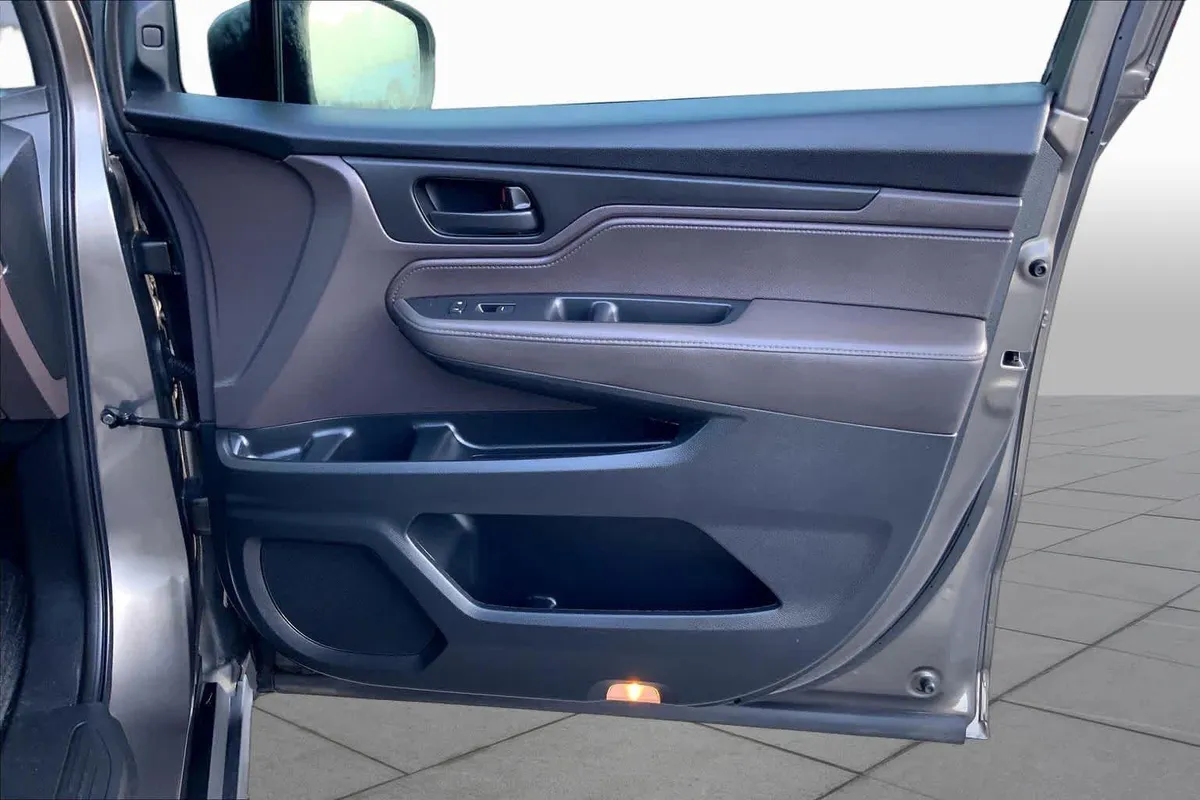 2021 Honda Odyssey EX-L thumbnail 21