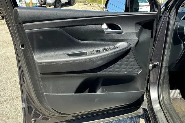 2021 Hyundai Santa Fe SEL thumbnail 16