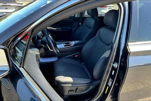 2021 Hyundai Santa Fe SEL thumbnail 17
