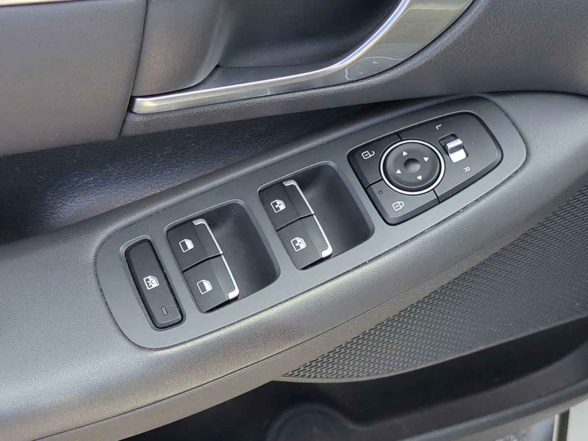 2021 Hyundai Sonata SEL Plus thumbnail 14
