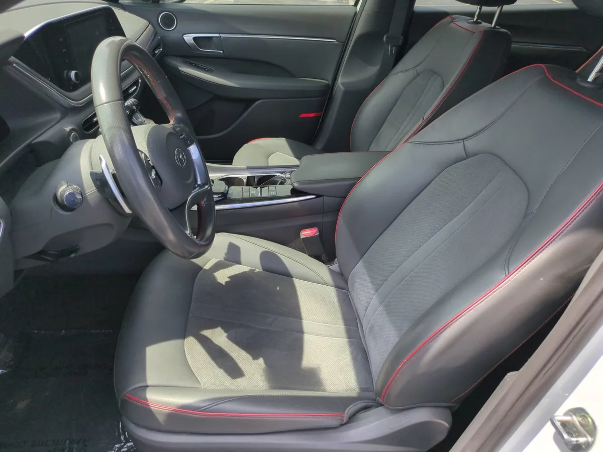 2021 Hyundai Sonata SEL Plus thumbnail 15