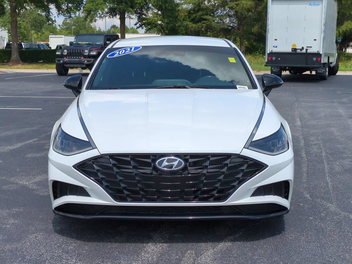 2021 Hyundai Sonata SEL Plus thumbnail 2