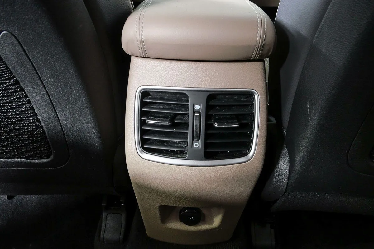 2021 HYUNDAI TUCSON Ultimate thumbnail 19