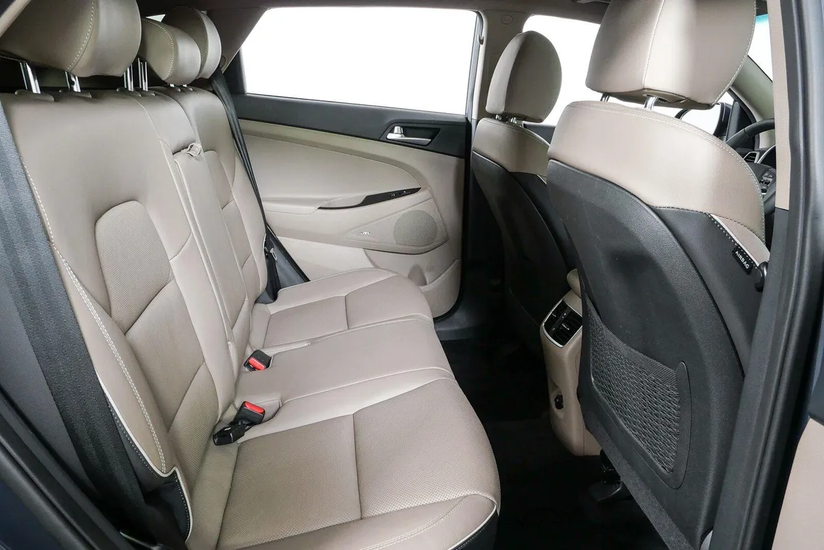 2021 HYUNDAI TUCSON Ultimate thumbnail 22