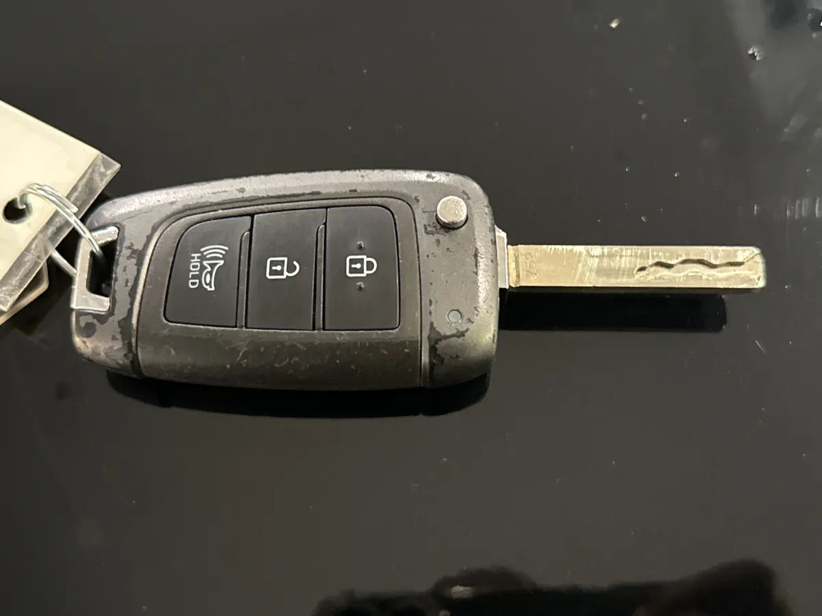 2021 Hyundai Venue SE thumbnail 37
