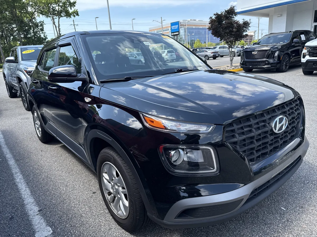 2021 Hyundai Venue SE thumbnail 38