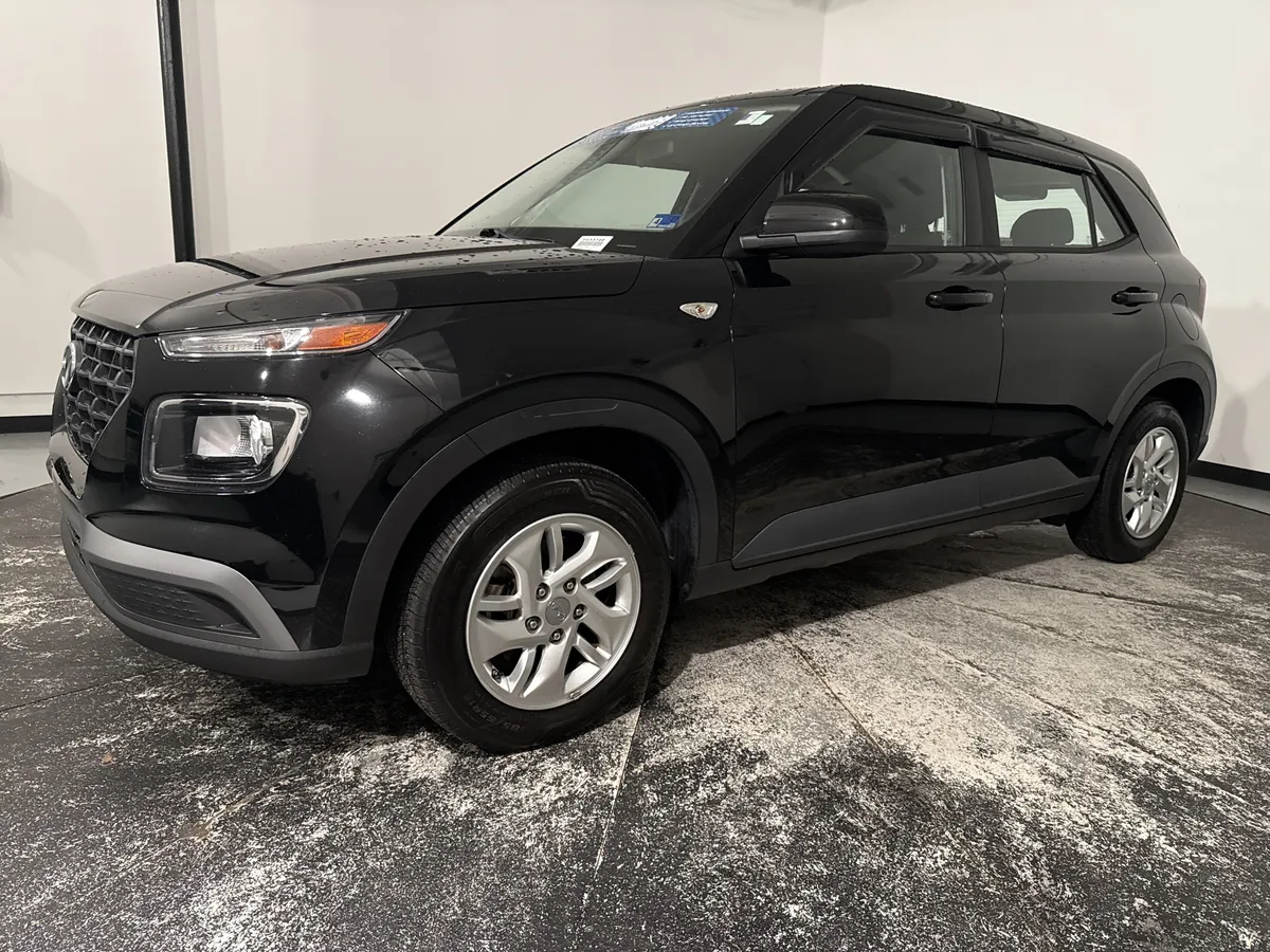 2021 Hyundai Venue SE thumbnail 4