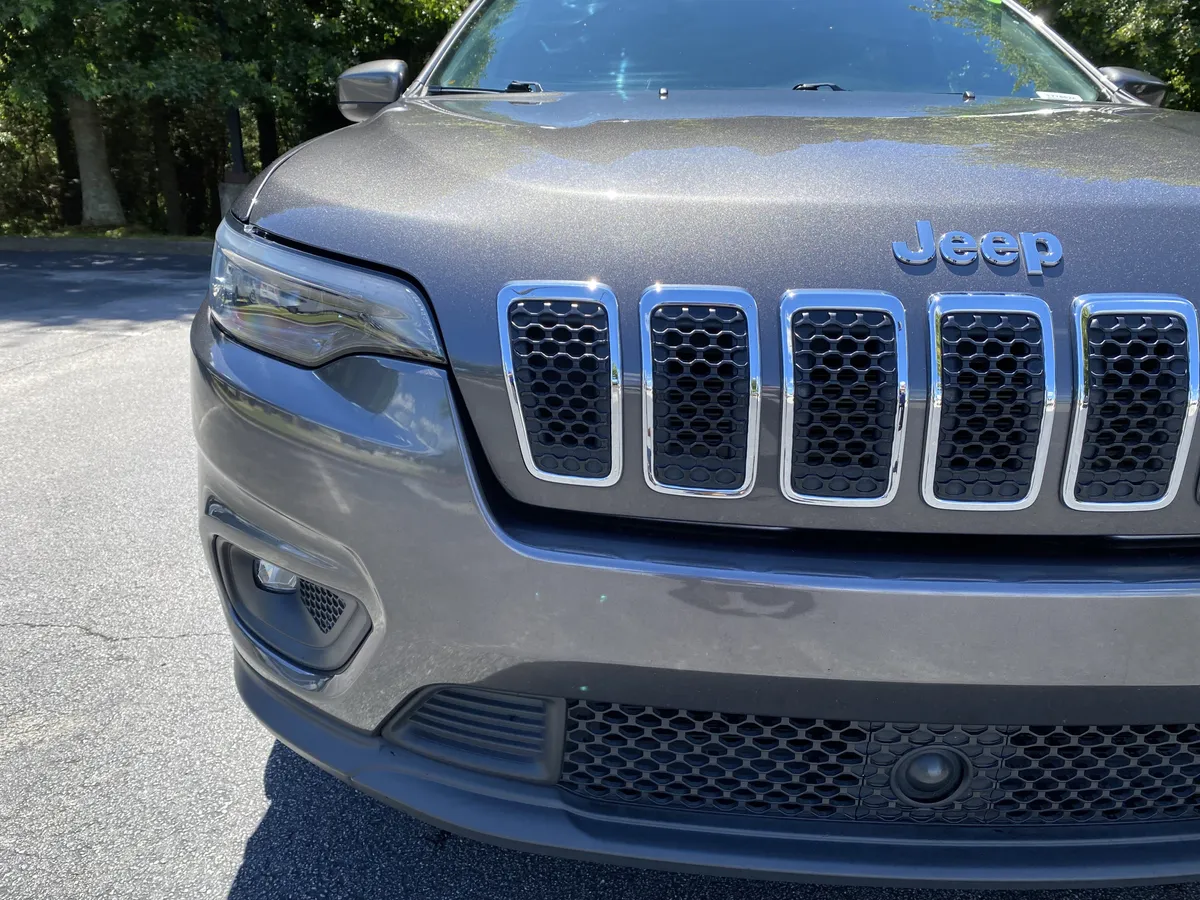 2021 Jeep Cherokee Latitude Plus thumbnail 13
