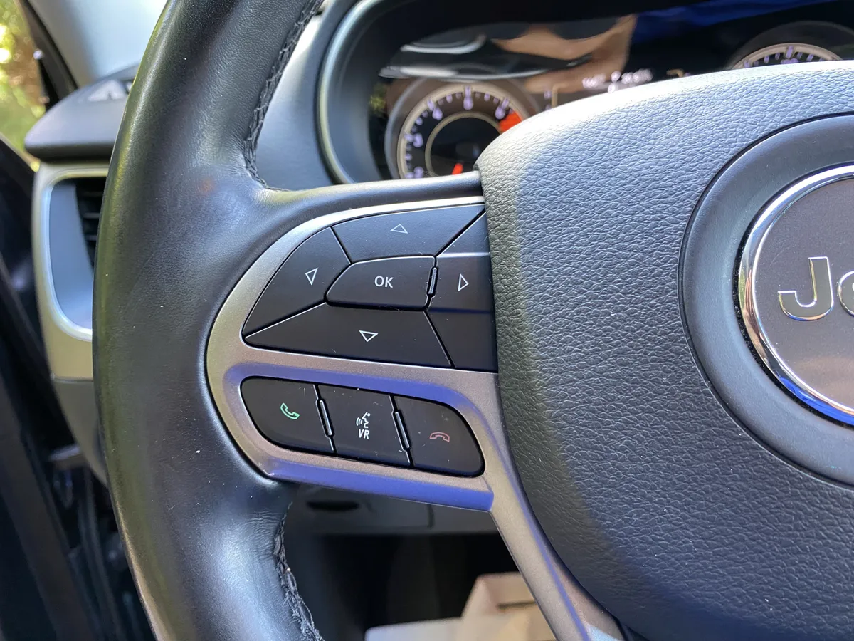 2021 Jeep Cherokee Latitude Plus thumbnail 19