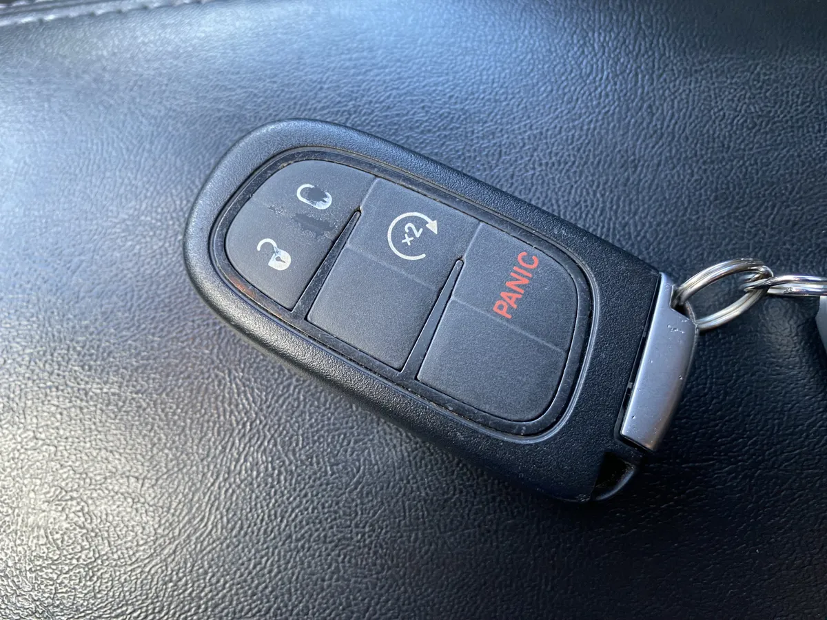2021 Jeep Cherokee Latitude Plus thumbnail 37