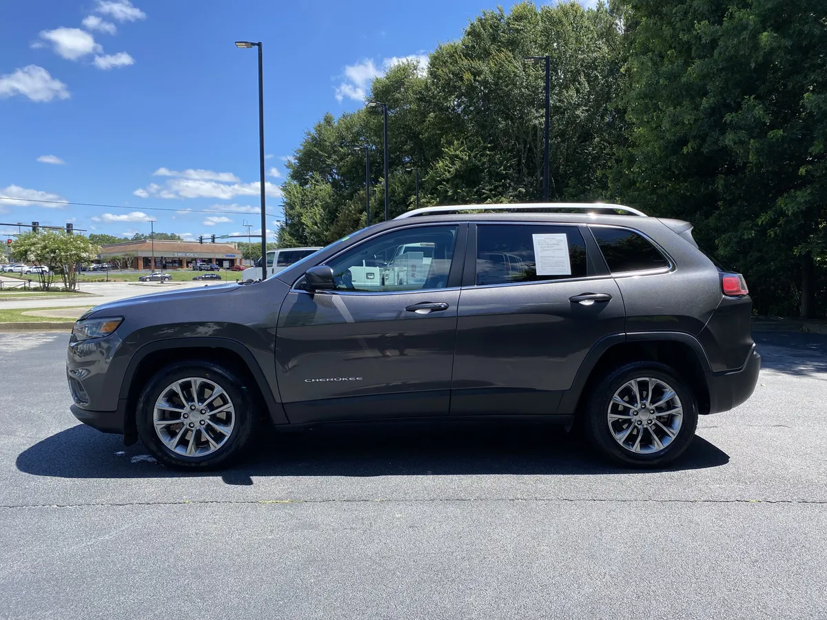 2021 Jeep Cherokee Latitude Plus thumbnail 5