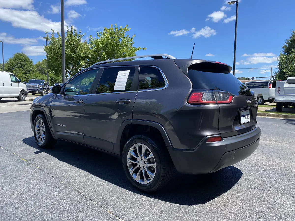 2021 Jeep Cherokee Latitude Plus thumbnail 6
