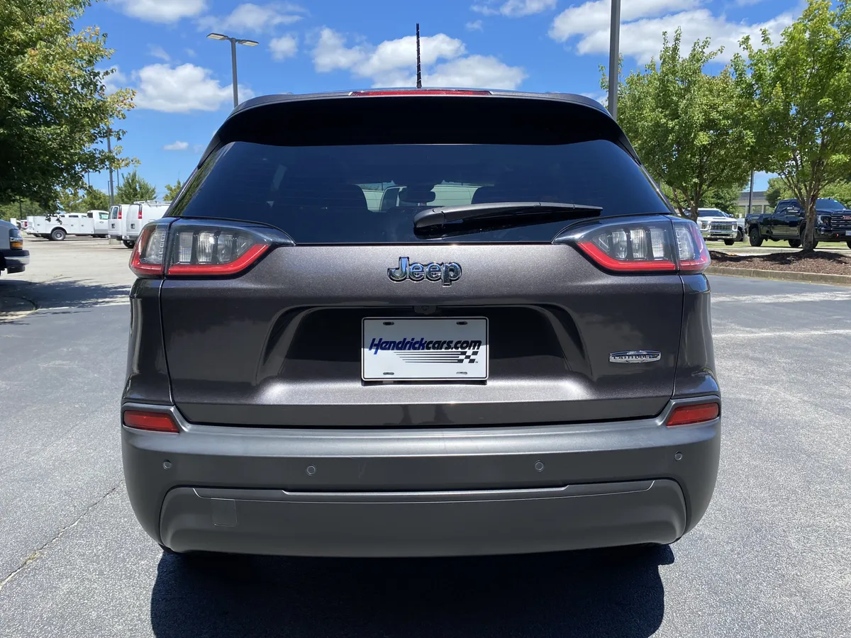 2021 Jeep Cherokee Latitude Plus thumbnail 7