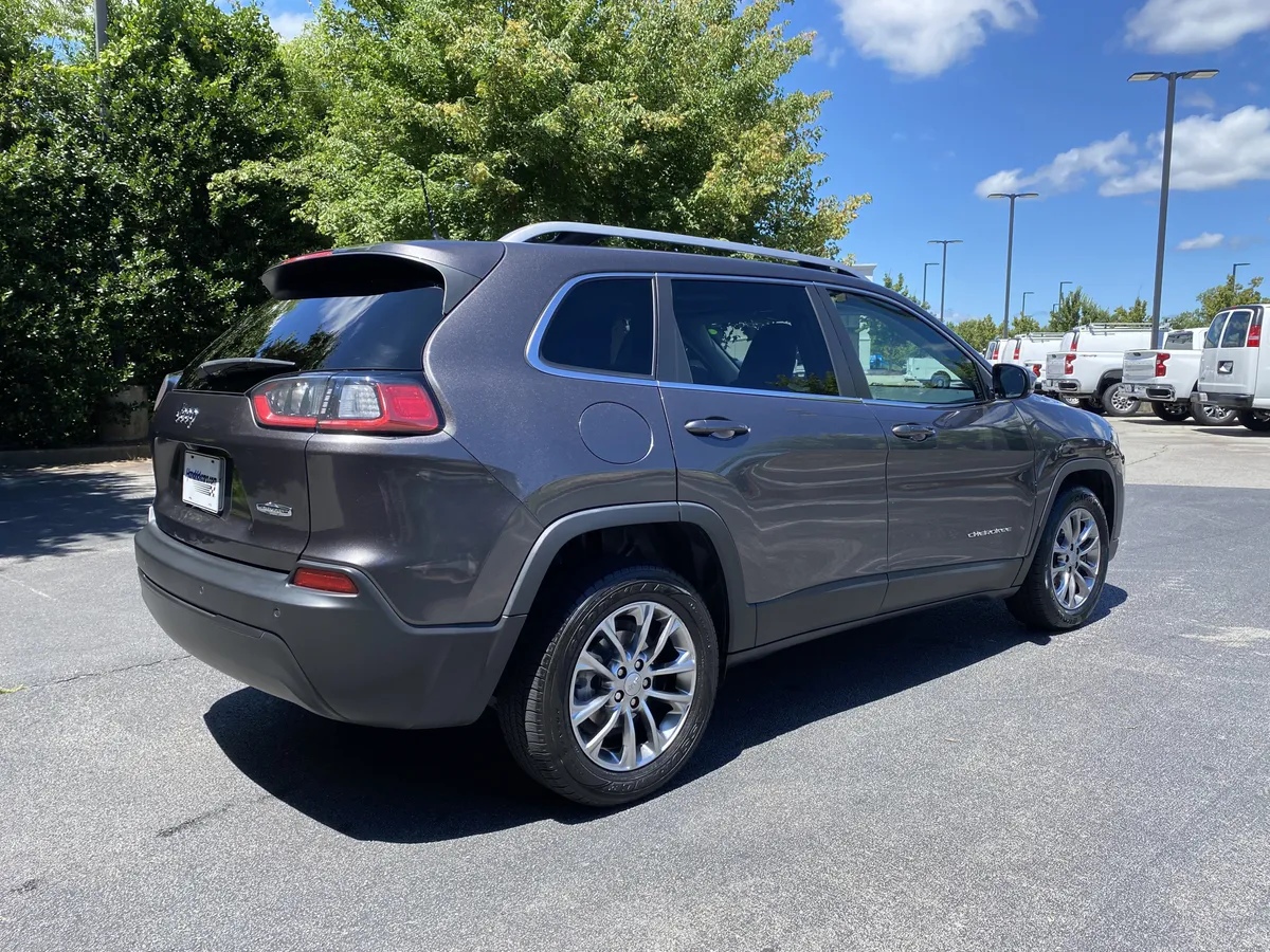 2021 Jeep Cherokee Latitude Plus thumbnail 8