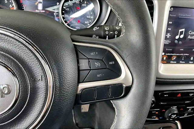 2021 Jeep Compass 80th Special Edition thumbnail 11