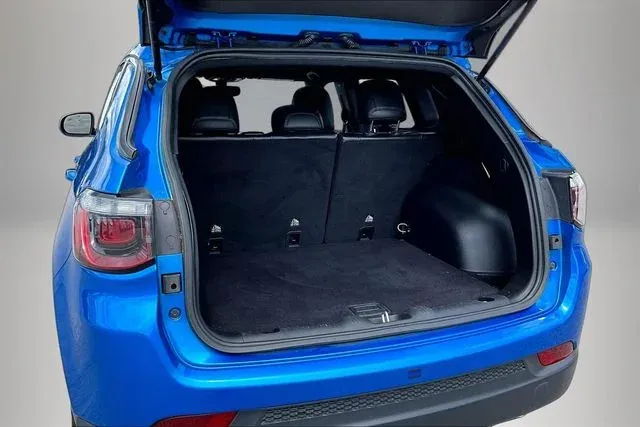 2021 Jeep Compass 80th Special Edition thumbnail 29