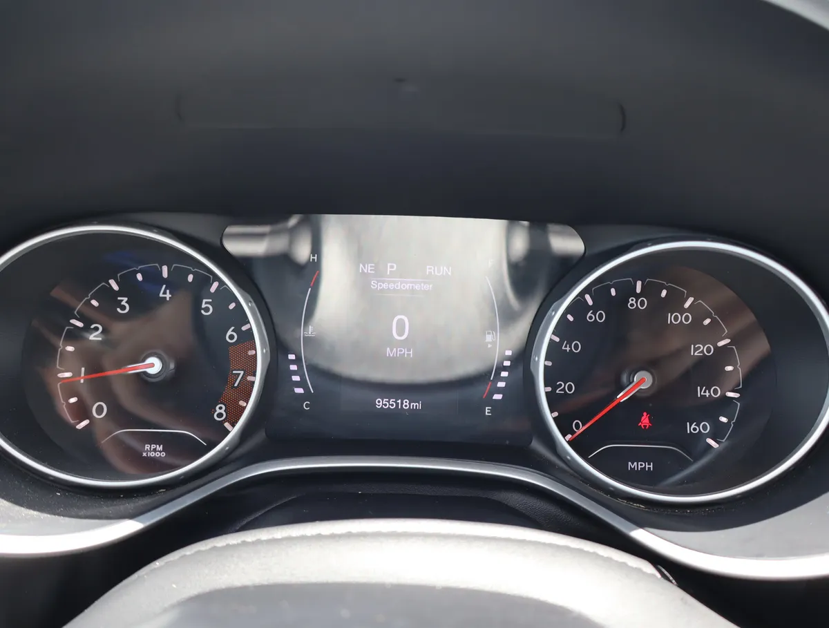 2021 Jeep Compass Latitude thumbnail 21