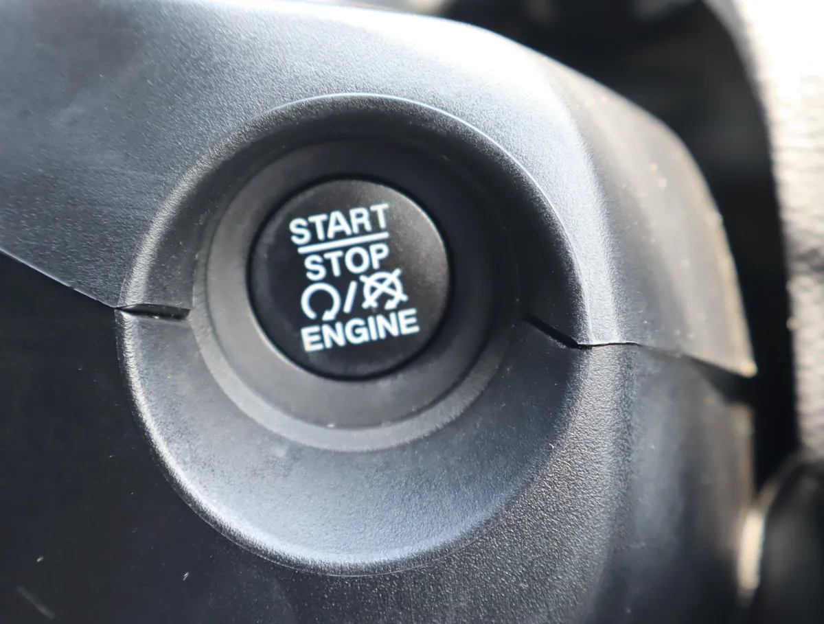 2021 Jeep Compass Latitude thumbnail 27